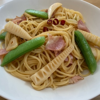 たけのことスナップえんどうのパスタ